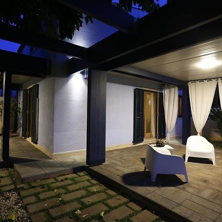 Luxury Villa Marina Di Ragusa Exterior photo